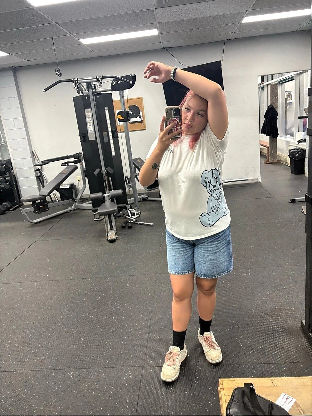 Short Sleeve Graphic Tee in White